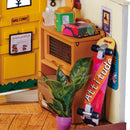 Clearance Sale 1/24 Dollhouse Miniature House -Cozy Kitchen RL DG159-B