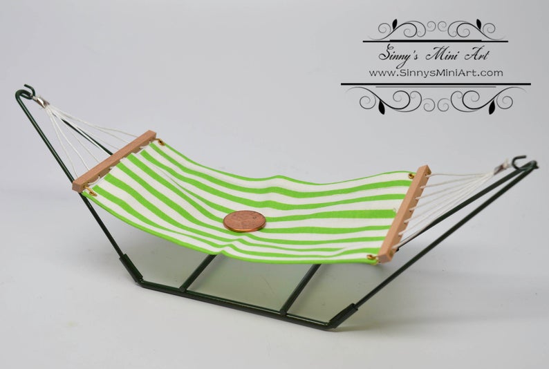 miniatur hängematte 1: 12 Dollhouse Miniature Hammock with Stand AZ EIWF315