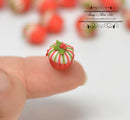 2 PC 1:12 Dollhouse Miniature Christmas Berry Cupcakes/ Miniature Cakes HMN 913