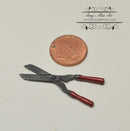 1:12 Dollhouse Miniature Hedge Clippers/Miniature Tool IM 0163