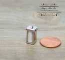 1:12 Dollhouse Miniature Napkin Dispenser 56042