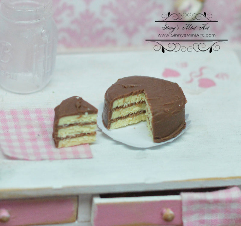 1:12 Dollhouse Miniature 3-Layer Chocolate Cake, Cut BD K2228