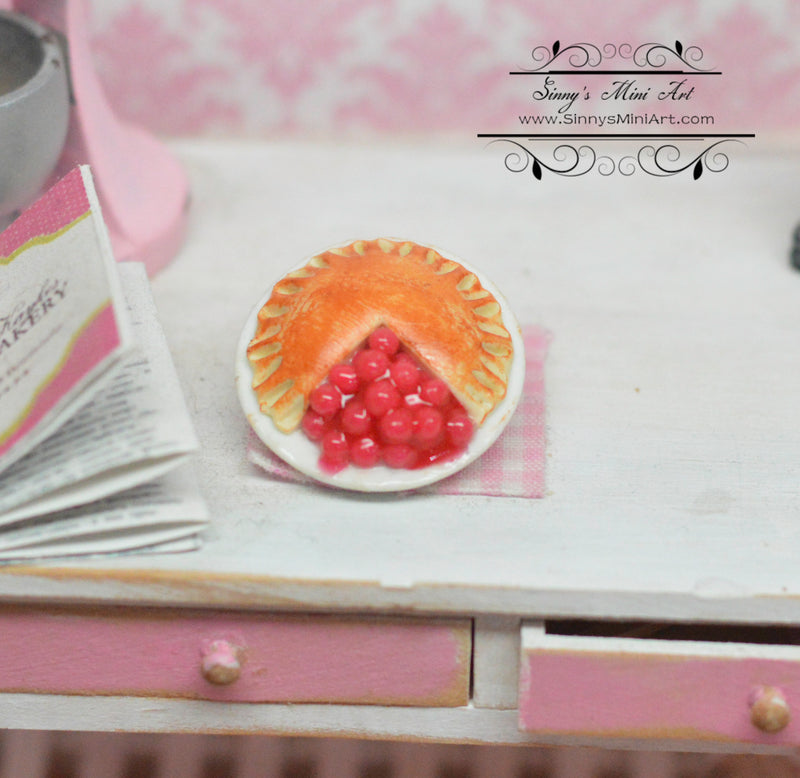 1:12 Dollhouse Miniature Cherry Pie in  Pie Plate BD K2651