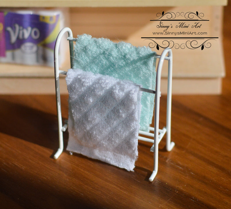 1:12 Miniature Towel Rack W/Blue Towel AZ S8032