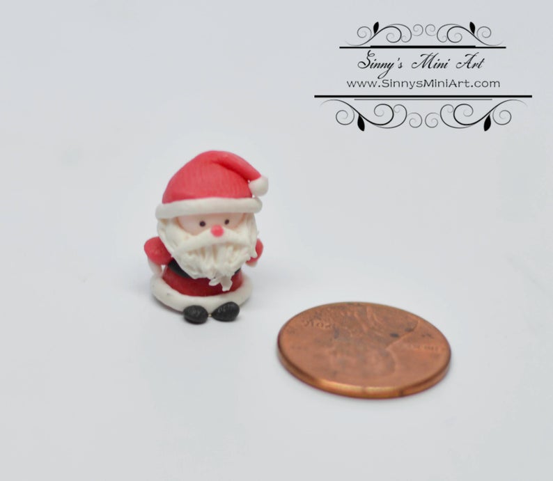 1:12 Dollhouse Miniature Christmas Santa Figure HMN 1102