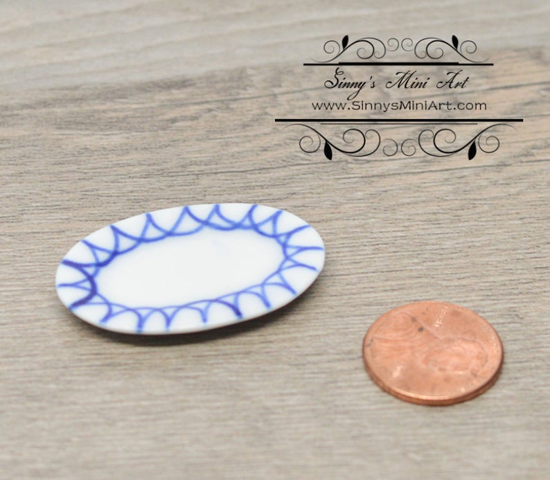 1:12 Dollhouse Miniature Large Ceramic Platter with Blue Trim BD B231