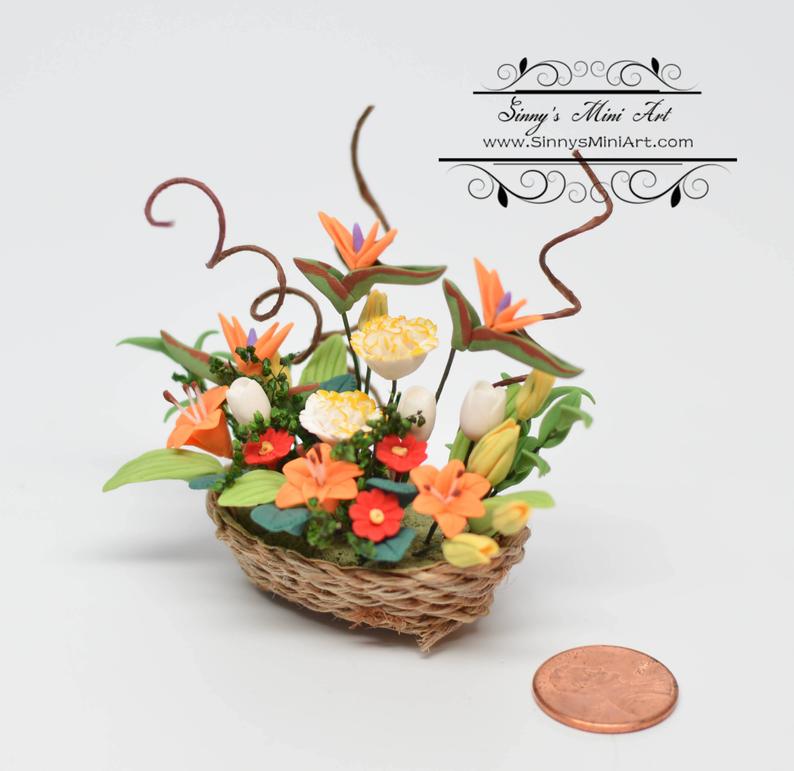 1:12 Dollhouse Miniature Bird-of-Paradise Floral in Basket BD A1017