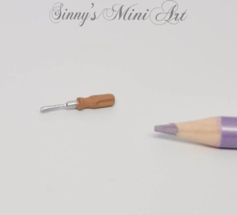 1:12 Dollhouse Miniature Screwdriver, Miniature Tools IM 0123