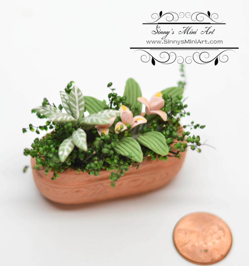 BO 1:12 Dollhouse Miniature Assorted Flowers in Clay Planter, Pink BD A077