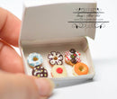 1:12 Dollhouse Miniature Fancy Deluxe Donuts in Box BD K2631