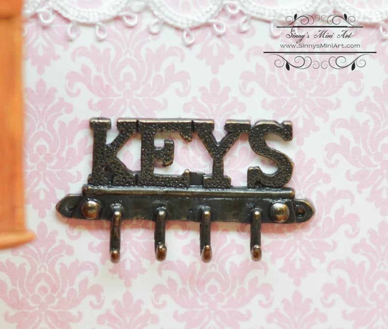 1:12 Dollhouse Miniature Keys Wall Hook AZ S1713