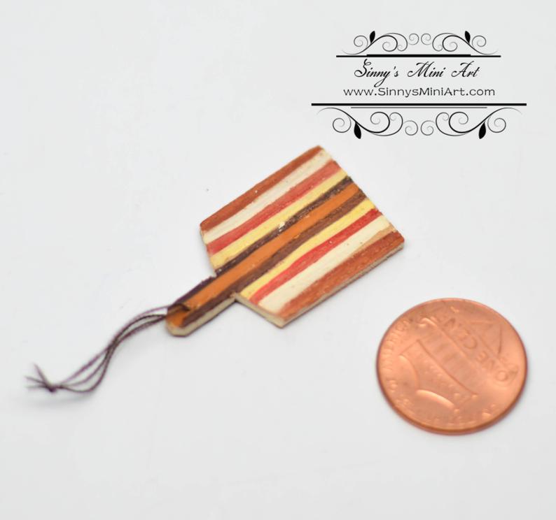 1:12 dollhouse Miniature Striped Cutting Board, Dark and Light Wood BD H045