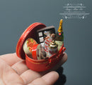 1:12 Dollhouse Miniature Oval Gift Box w/ Wine & Chocolate RP 1.409/6