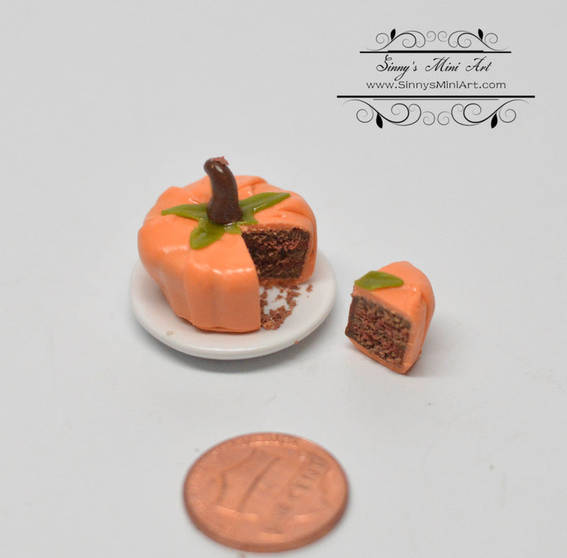 1:12 Dollhouse Miniature Pumpkin Cake, Sliced BD K2206