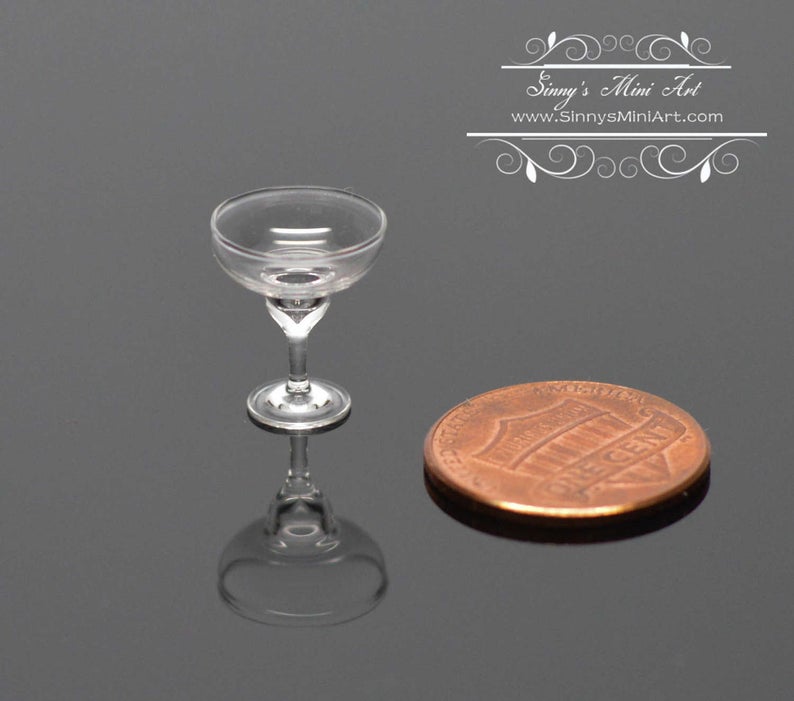 1:12 Dollhouse Miniature Margarita Glass BD HB112