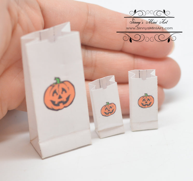 1:12 Dollhouse Miniature Halloween Paper Bag AZ TIN1047