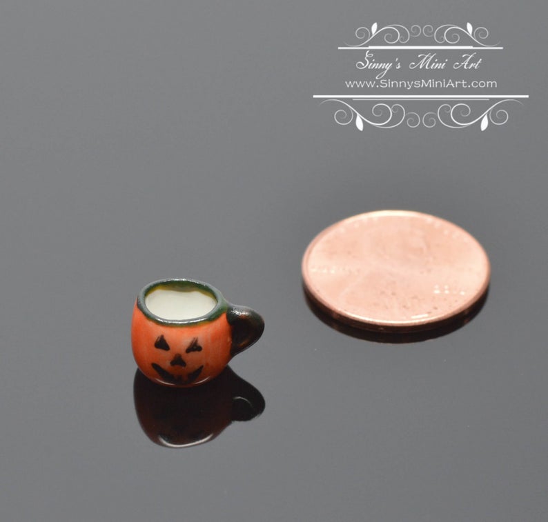 1:12 Dollhouse Miniatures Jack-O-Lantern Mug BD B334