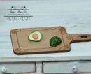 1:12 Dollhouse Miniature Avocado Halves/ Miniature Avocado BD P062