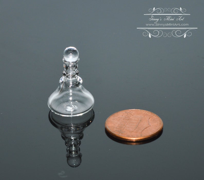 1:12 Dollhouse Miniature Flattened Glass Decanter / Miniature Bottle BD HB151