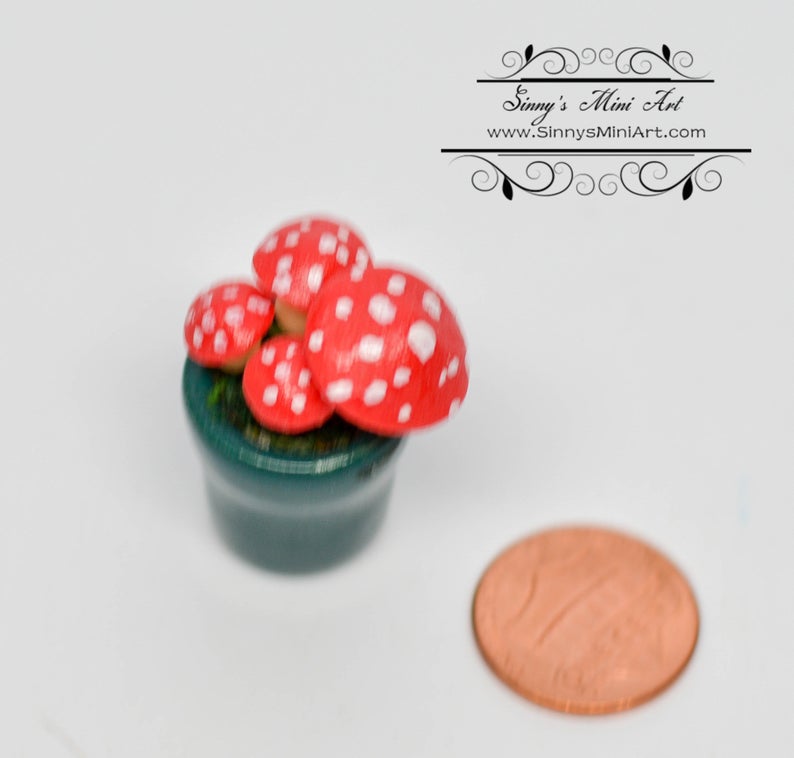1:12 Dollhouse Miniature Red Spotted Mushrooms in Pot / Miniature Mushrooms Super Mario Mushrooms BD H023
