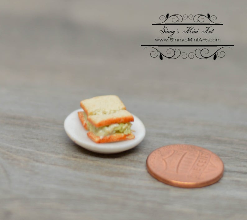 1:12 Dollhouse Miniature Chicken Salad Sandwich on Plate BD F215