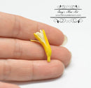 1:12 Dollhouse Miniature Peeled Banana / Miniature Fruit BD P053