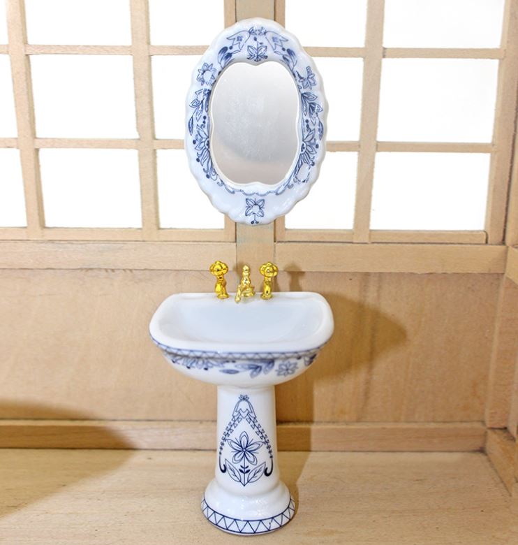 1:12 Dollhouse Miniature Ceramic Bathroom Set/ Doll Toilet / Miniature Tub E4-5