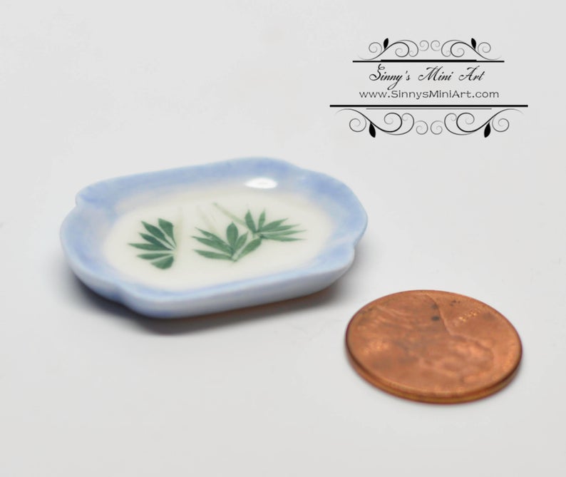 1:12 Dollhouse Miniature Palm Platter/Miniature Plate BD B075