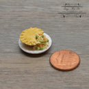 1:12 Dollhouse Miniature Chicken Pot Pie on Plate BD F408