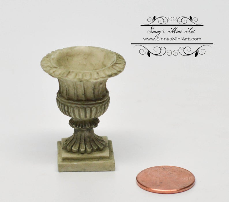 1:12 Dollhouse Miniature Roma Urn /GREEN / 6 Pieces AZ A0996GN