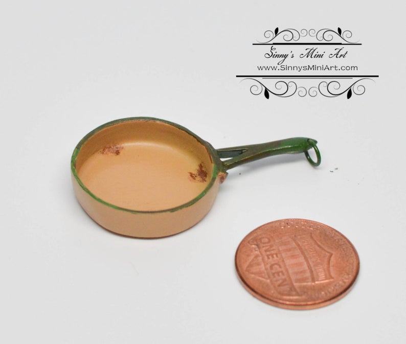 1:12 Dollhouse Miniature Shabby Large Skillet AZ AN1361GD