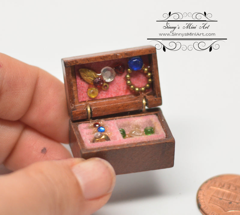 1:12 Dollhouse Miniature Jewelry Box A168