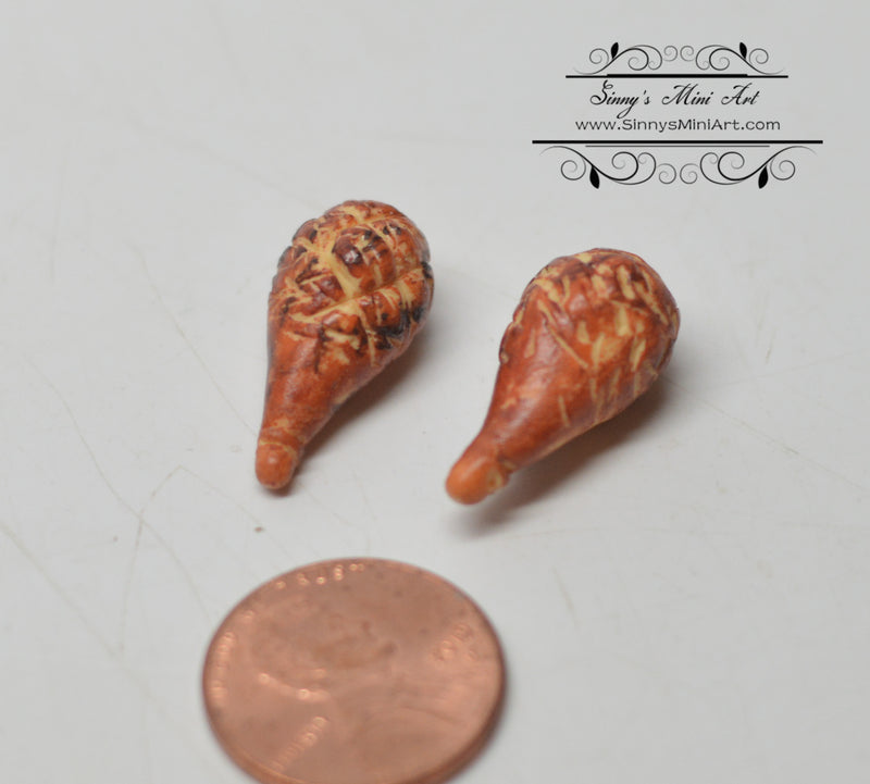 1:12 Dollhouse Miniature Two Turkey Legs BD F116