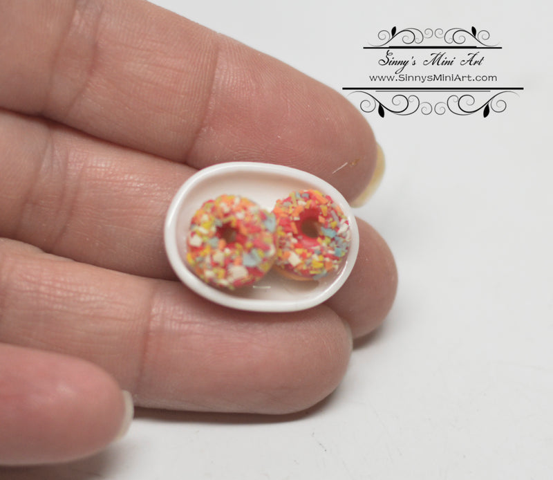 1:12 Dollhouse Miniature Sprinkled Donuts on Plate BD K2603