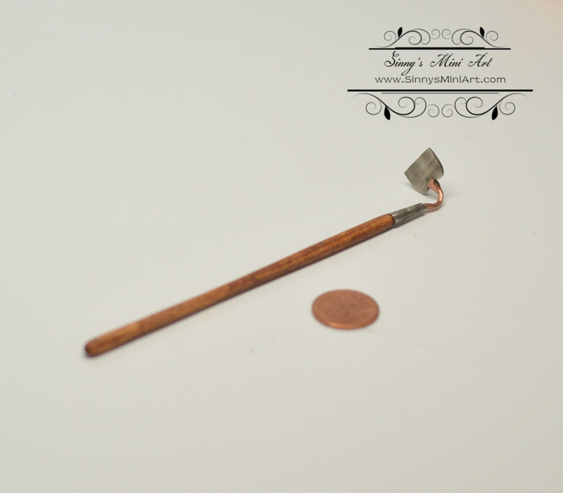 1:12 Dollhouse Miniature Hoe-Antique MWC 501