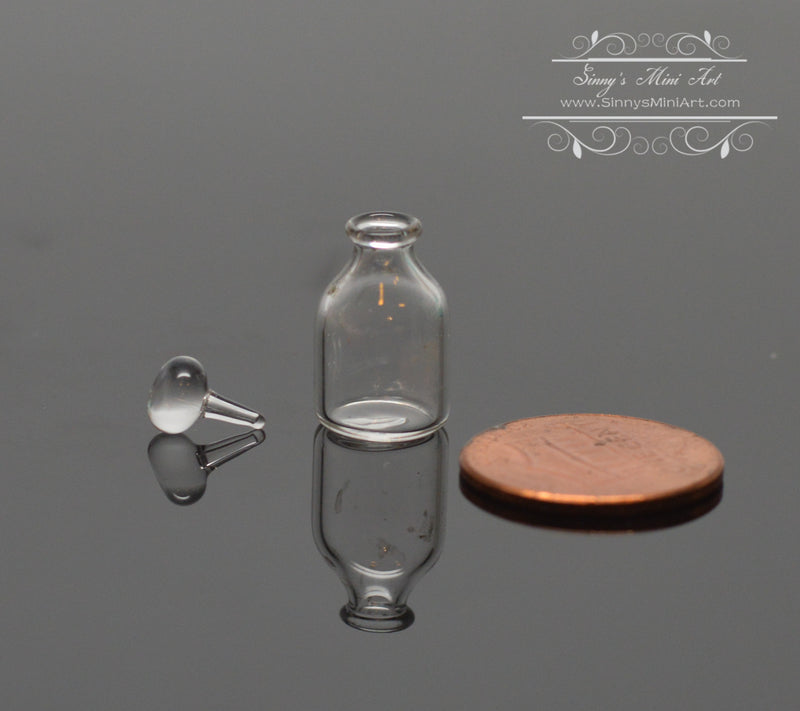 1:12 Dollhouse Miniature Glass Decanter with Glass Tap BD HB150