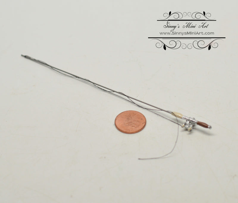 1:12 Dollhouse Miniature Fishing Pole / Fishing Rod IM 2656