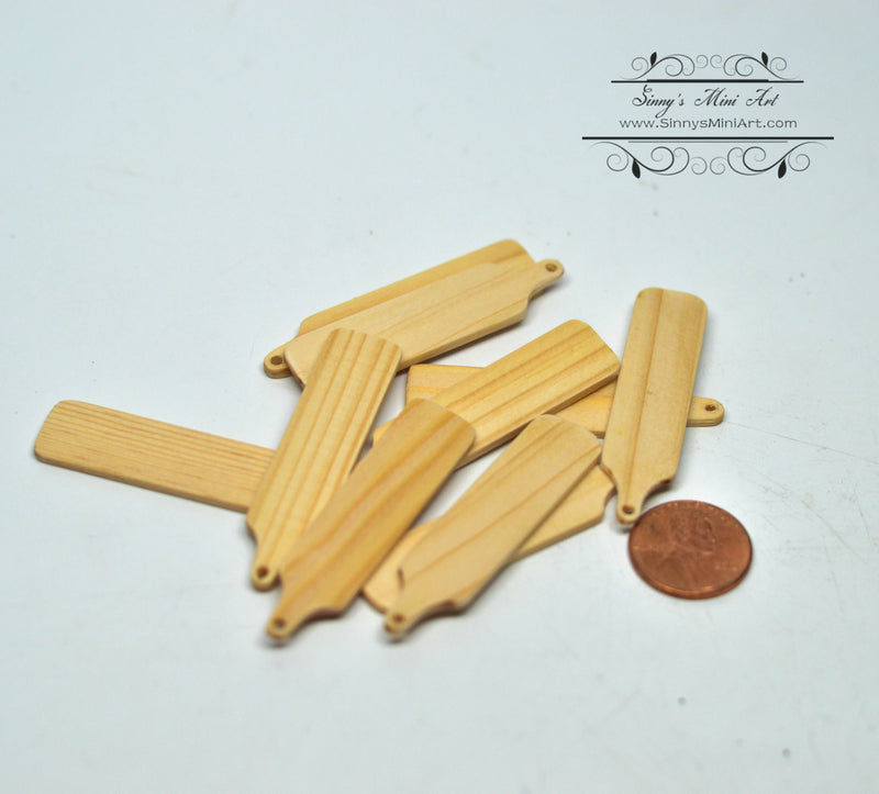 1:12 dollhouse Miniature Wood Cutting Board / Miniature Kitchen HMN 1573