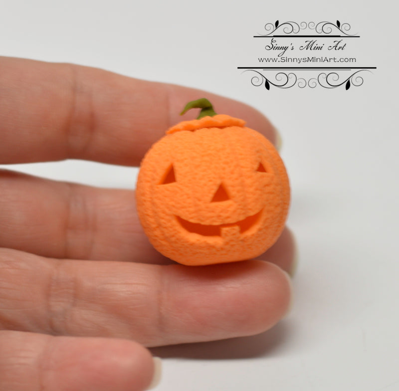 1:12 Dollhouse Miniature Jack-O-Lantern Hollow, Tio Remove BD H001