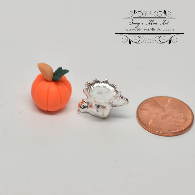 1:12 Dollhouse Miniature Cat Stand with Large Pumpkin BD H338