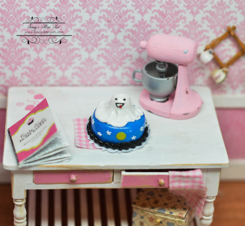 1:12 Dollhouse Miniature Halloween Ghost Cake /Miniature Cake HMN 1535