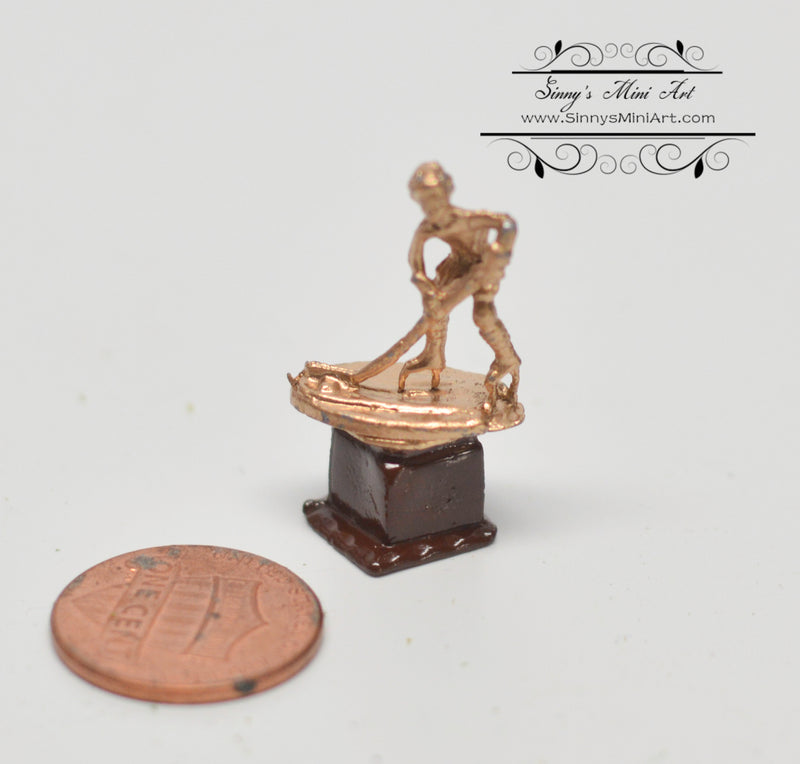 1: 12 Dollhouse Miniature Hockey Trophy IM 2441-6