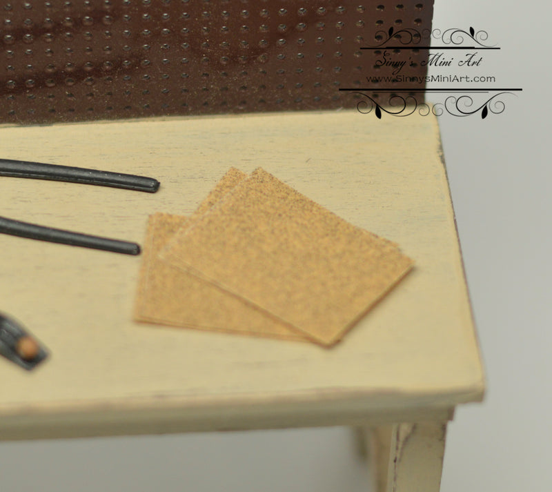 1:12 Dollhouse Miniature Sandpaper IM 0124