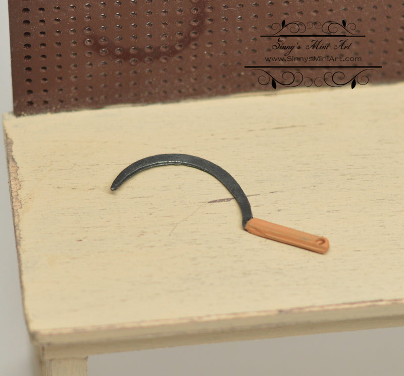 1:12 Dollhouse Miniature Sickle/Miniature Tool IM 0143