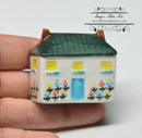 Dollhouse Decor / Dollhouse Miniatures D143