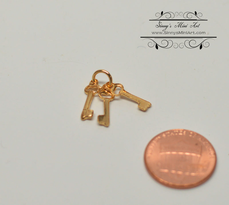 1:12 Dollhouse Miniature Skeleton Keys on Ring HRM 57060G