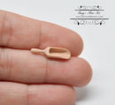 1:12 Dollhouse Miniature Scoop CIN 008