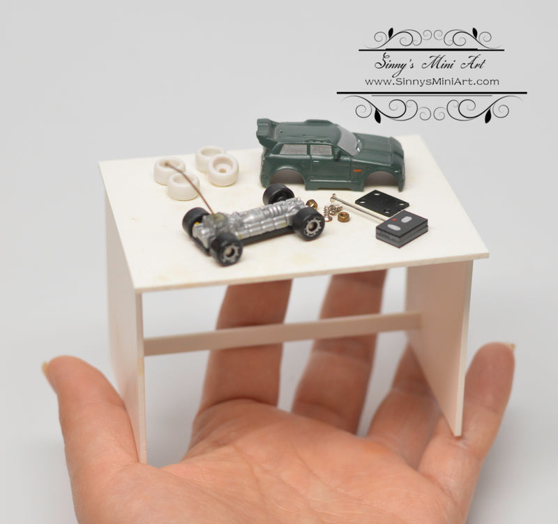 1:12 Dollhouse Miniature Hobby Table - RC Car Green DMUK HT-RCC-G