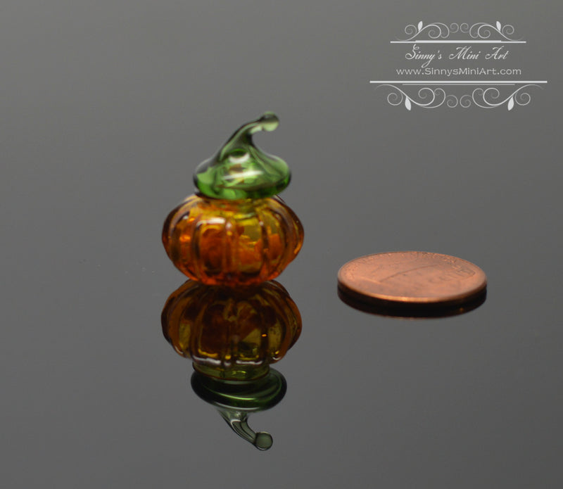 1:12 Dollhouse Miniature Butterscotch Candies in Pumpkin Glass Jar BD K2787