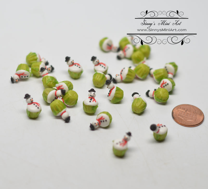 2 PC 1:12 Dollhouse Miniature Christmas Snowman Cupcakes HMN 910B